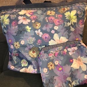 NWT LeSportsac tote and accessory pouch